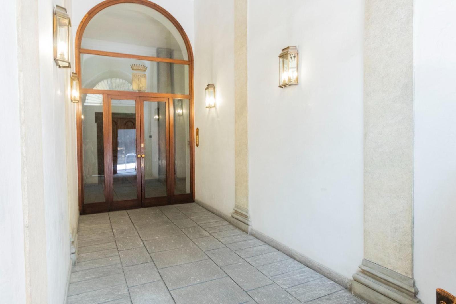 Duomo Charme Apartment Milánó Kültér fotó
